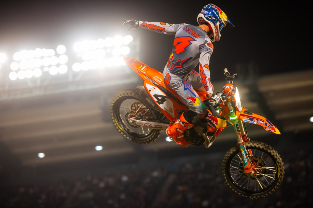 2025 Monster Energy AMA Supercross Championship: KTM dominuje superkrosu!