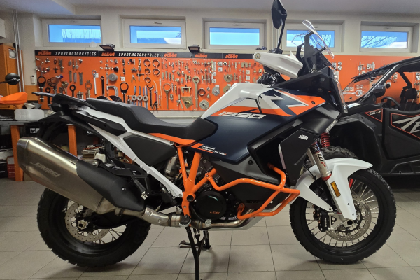 2026 KTM 1390 Super Adventure R OT verzus 2024 KTM 1290 SUPER ADVENTURE R OT