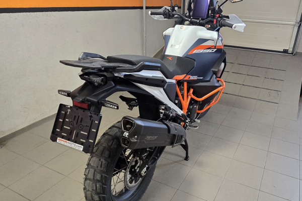 2026 KTM 1390 Super Adventure R so zľavou 3 000 €!