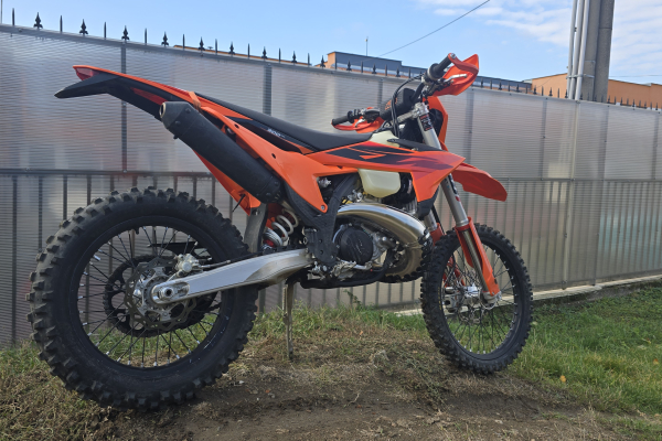 2027 KTM 300 EXC za 10 600 €