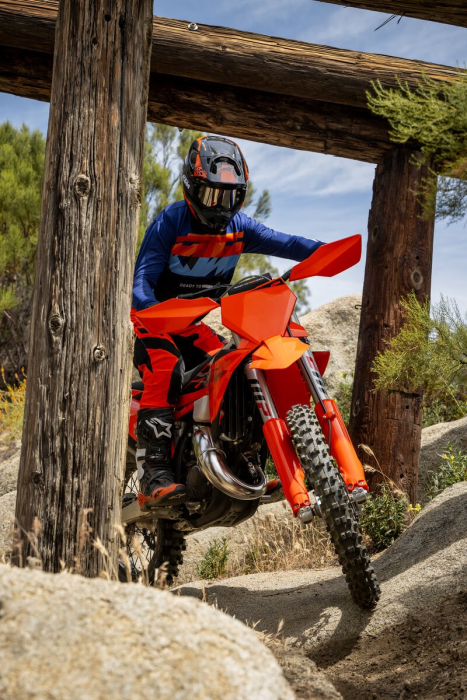 2027 Motokrosová ponuka , ktorá sa NEODMIETА