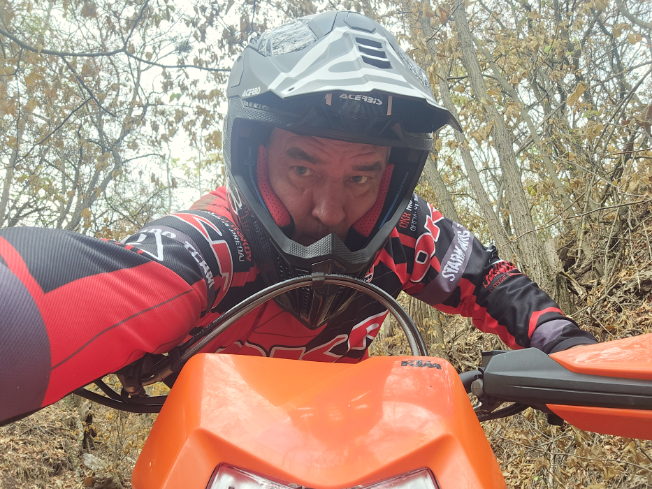 6,6 roka nepretržitého sledovania OKR Moto obsahu v kuse bez prestávky!