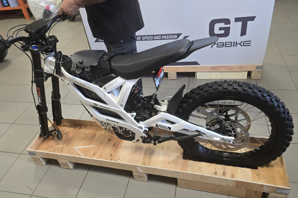 79-BIKE FALCON PRO ELEKTRO JE TU v OKR Moto
