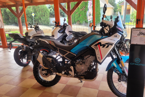 Akcia OKR Moto na CFMOTO 450MT 2024 teraz  6299,00 €  miesto 6 649,00 € chcete ho ?