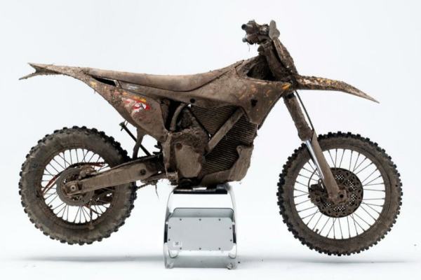 Ako čistiť elektrické motocykle Stark Varg ?