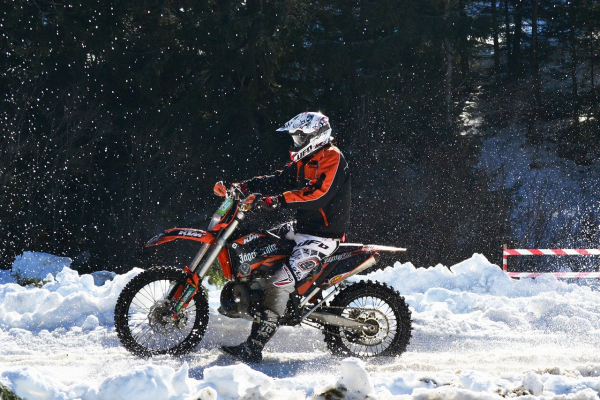 Ako sa v zime obliecť na motorku a iné športy?