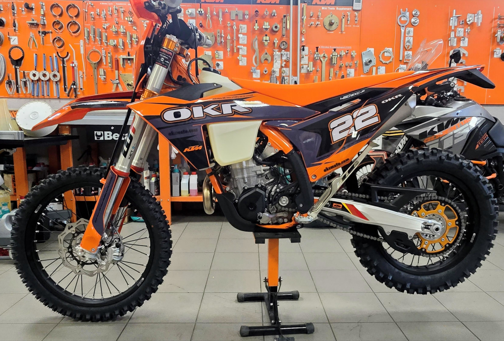 Biela revolúcia WP Suspension