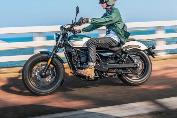 CFMOTO 250 CL-C britský šarm s modernou eleganciou