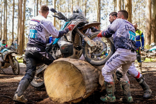 CFMOTO 800MT-X CHALLENGE ČESKOSLOVENSKÝ TÍM získal SIEDME MIESTO !!!