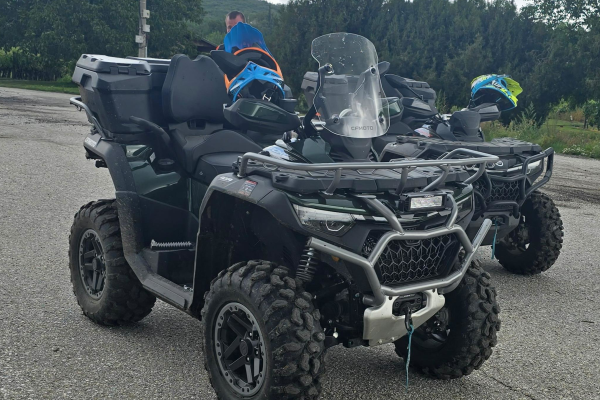 CFMOTO Gladiator X1000 G3 Overland prichádza s ABS to je bezpečnosť, výkon a sloboda na každom povrchu