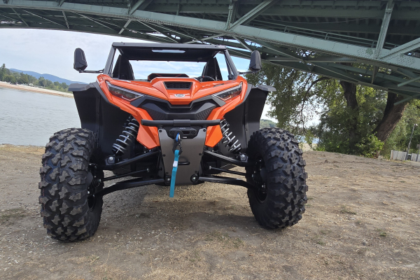 CFMOTO Gladiator Z10 TURBO homologované 156,4 HP