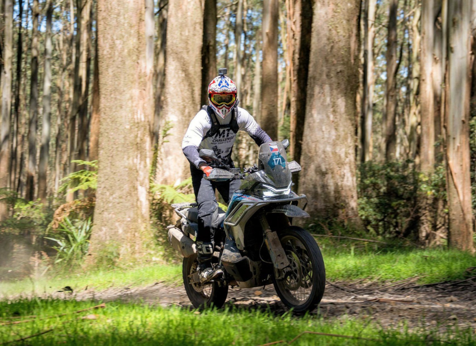 CFMOTO MT CHALLENGE 2025