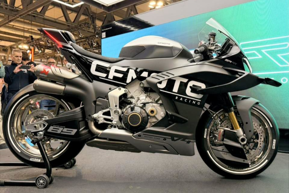 CFMOTO V4 SR-RR