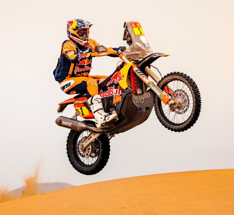 DAKAR 2026 KTM DRAMA V DUNÁCH