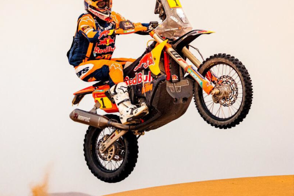 DAKAR 2026 KTM DRAMA V DUNÁCH