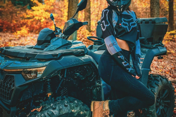 Do lesa sa dá aj štýlovo na CFMOTO GLADIATOR X850 G3