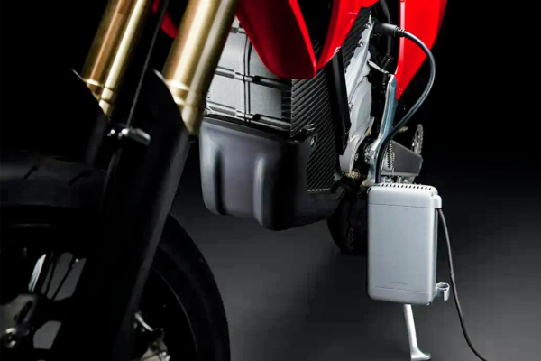 ELEKTRICKÝ VLK ZMENÍ TVÔJ ŽIVOT