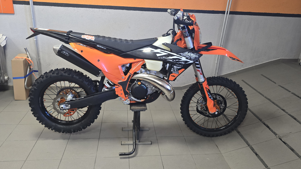 Extrémna ponuka KTM 300 EXC HARDENDURO 2025 za 9 390 €!