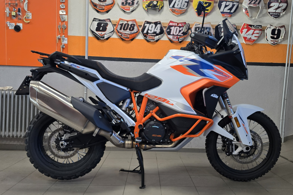KRÁĽ DOBRODRUŽSTVA KTM 1290 SUPER ADVENTURE R