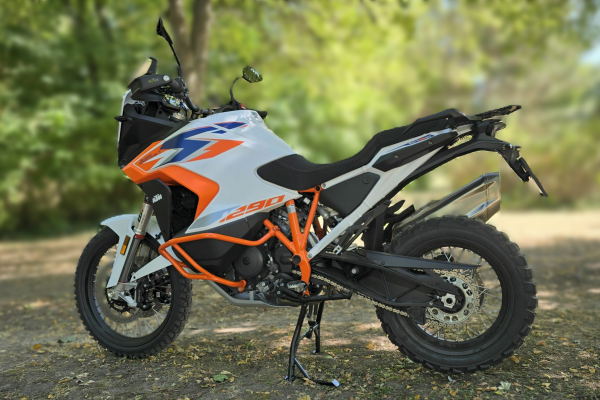 KTM 1290 SUPER ADVENTURE R – Kráľ veľkoobjemových endúr