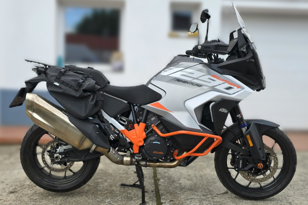 KTM 1290 SUPER Adventure S (2023) za 14 500 €?