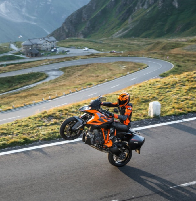 KTM 1290 SUPER DUKE GT Diaľničný BEAST, ktorý mení pravidlá hry