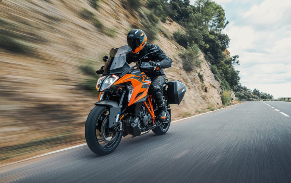 KTM 1290 SUPER DUKE GT dostupná v OKR Moto