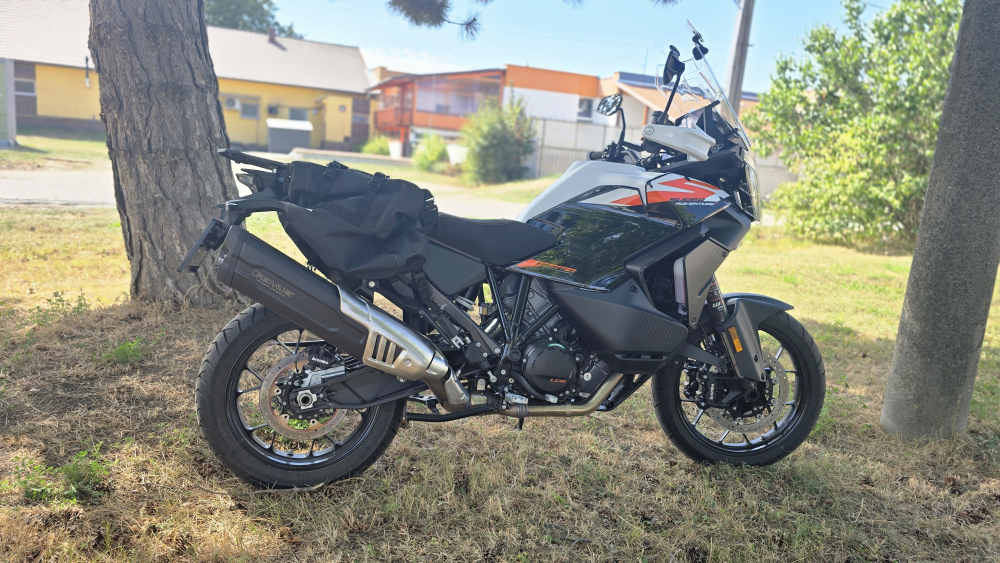 KTM 1390 Super Adventure S Evo (2026) Black za 19 300 €