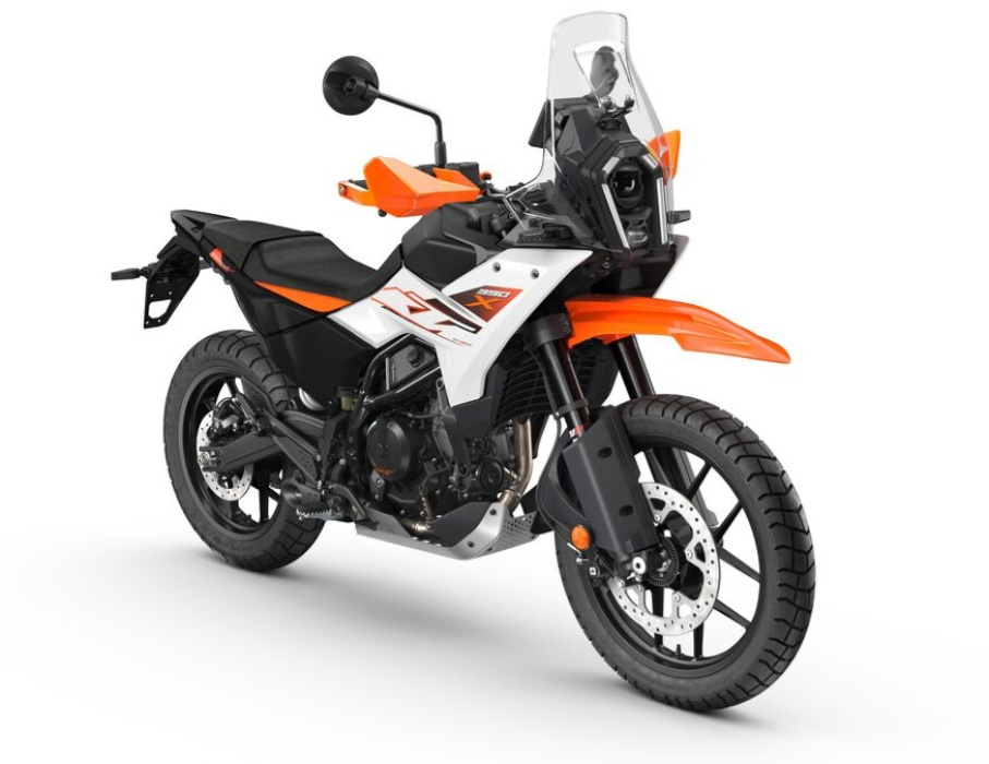KTM 390 ADVENTURE X 2025 v bielom prevedení