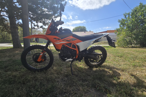 KTM 390 Enduro R Model 2026 za 5 500 €