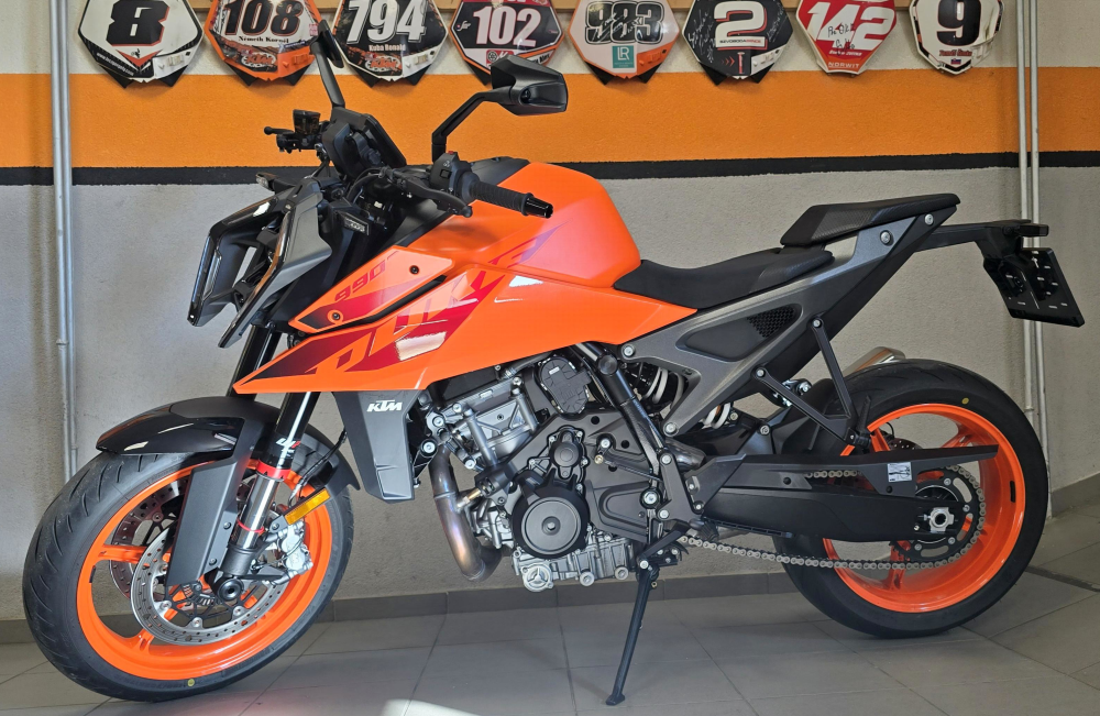 KTM 990 DUKE – výnimočný naháč od KTM