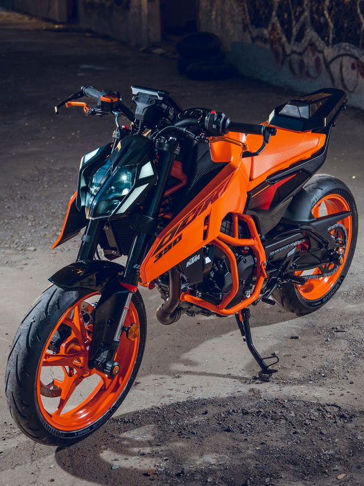 KTM DUKE 2026 – Nová generácia agresívnej zábavy!