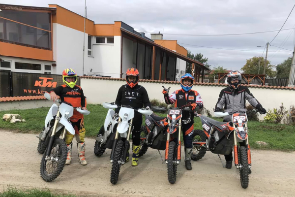 Lamoš Rides jazdíme na Stark Varg EX!