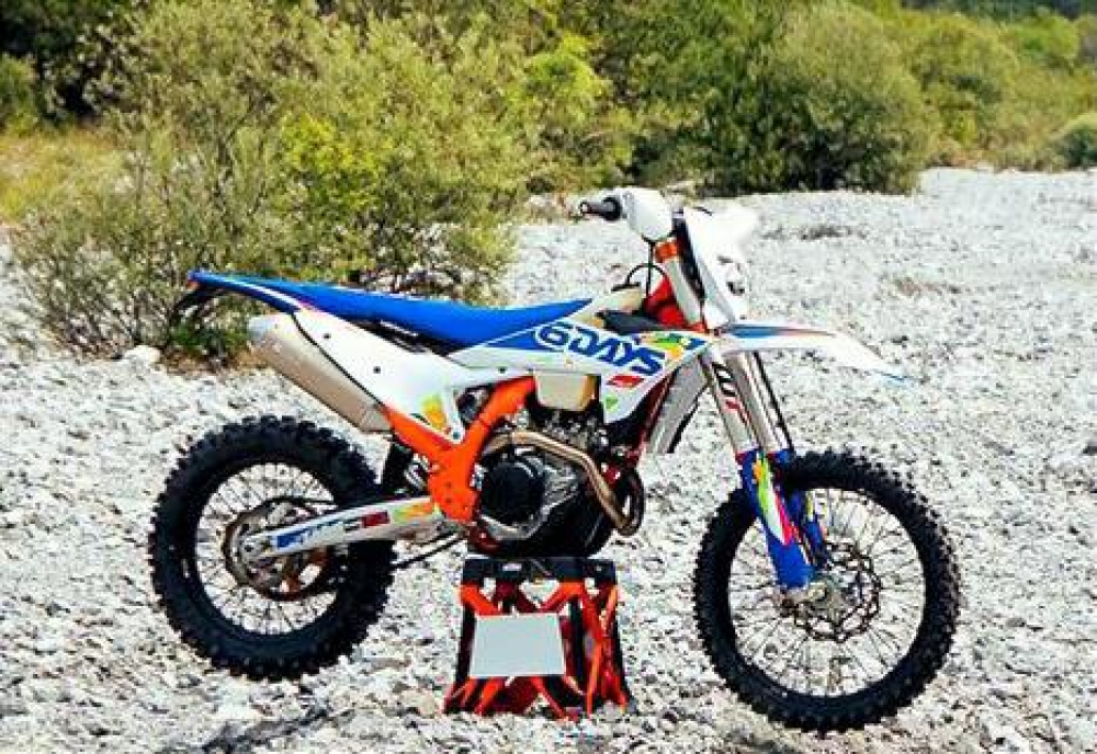 LEGENDA 2026 KTM 350 EXC-F Six DAYS
