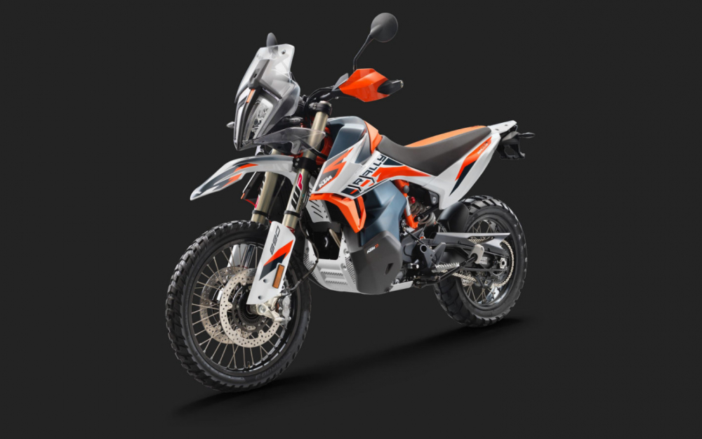 Limitovaný motocykel KTM 890 Adventure R/RALLY 2021 bol oficiálne predstavený verejnosti
