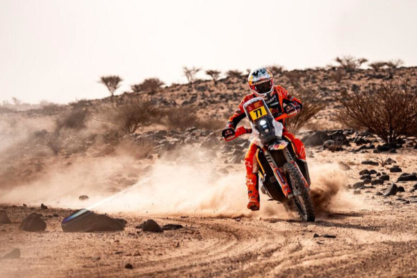 Luciano BENAVIDES ZNOVU VEDIE RALLY DAKAR 2026 !