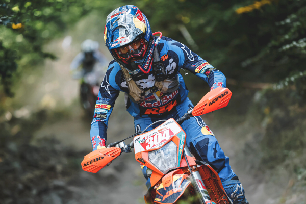 Mani Lettenbichler a KTM opäť dominujú svetovému Hard Enduru!