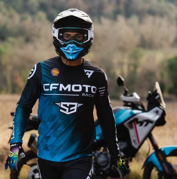 MARIO ROMÁN je oficiálnym ambasádorom CFMOTO