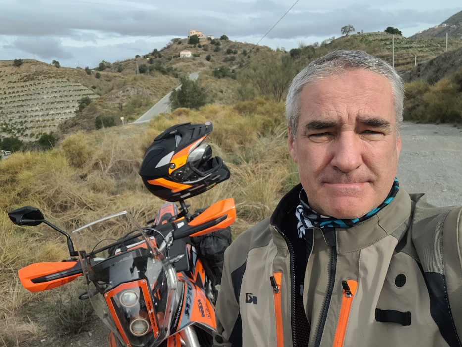 Narodeninový Status a aj 56 ROKOV PRAVDY S BENZÍNOM