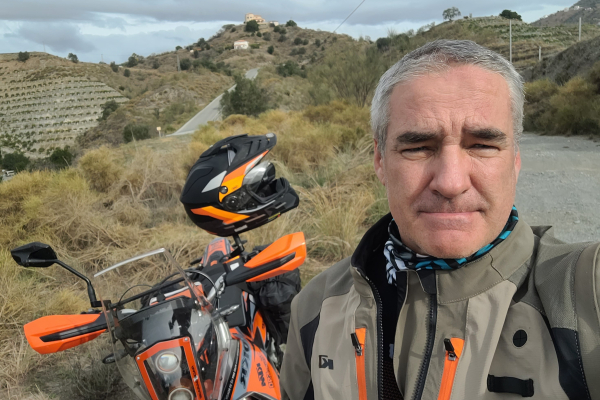 Narodeninový Status a aj 56 ROKOV PRAVDY S BENZÍNOM