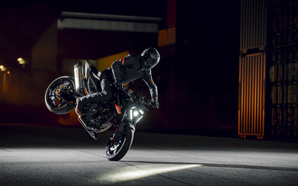 Návrat legendy 2027 KTM 790 DUKE