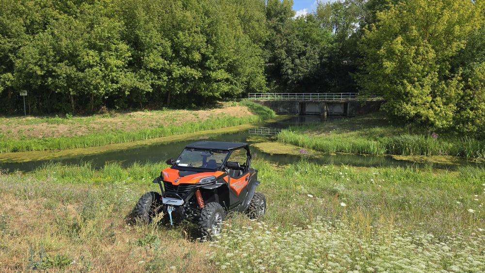 OBCHOD ROKA Gladiator Z950 SPORT s kabínou za polovicu 10 999 € !