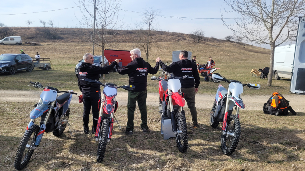 OKR Moto reaguje na koment o STARK VARG SUPERMOTO 80 H