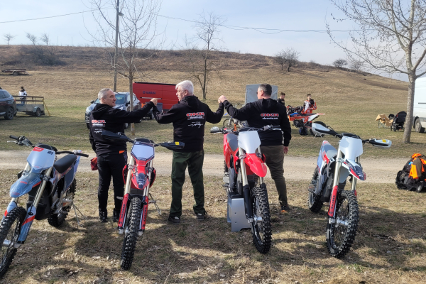 OKR Moto reaguje na koment o STARK VARG SUPERMOTO 80 H