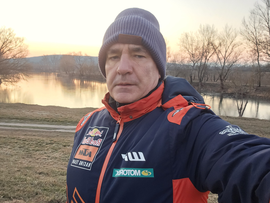 OKR Moto Vám predstavuje svoje videá a články o obľúbenom motocykli KTM 390 Adventure