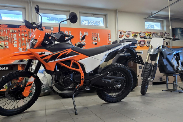 ORANŽOVÁ REVOLÚCIA KTM