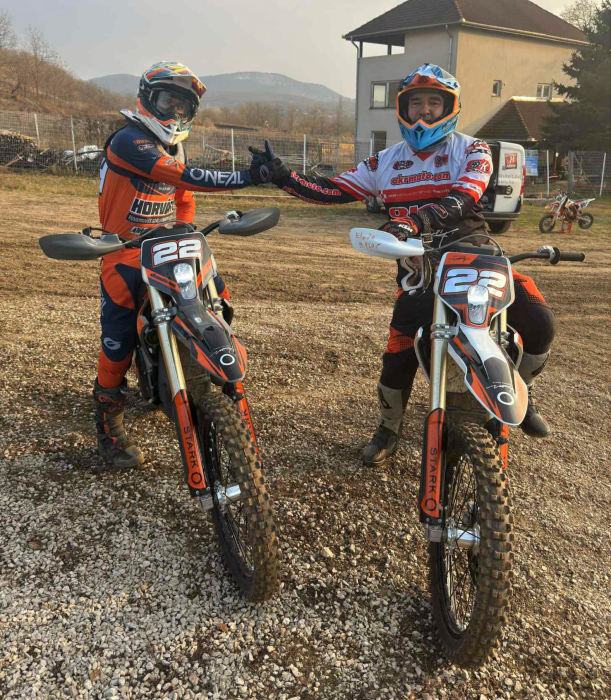 PERGEL BENCE #214 SKROTIL ELEKTRICKÉHO DRAVCA Stark Varg EX