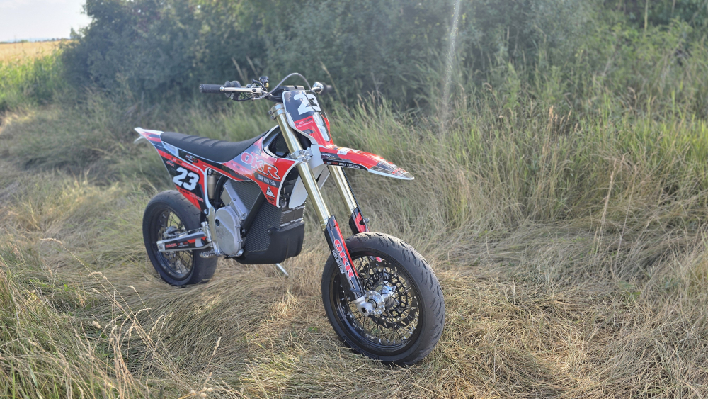 Polofabrický Stark VARG Supermoto OKR Moto