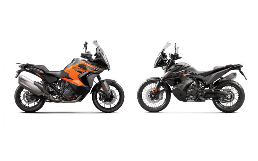 Porovnávací test motocyklov KTM 890 Adventure a KTM 1290 SUPER ADVENTURE S 2021