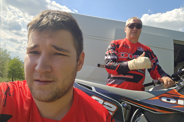 PREDÁM FABRICKÝ ŠPECIÁL STARK VARG MX 1.2 80 HP ALFA  SNOW WHITE!